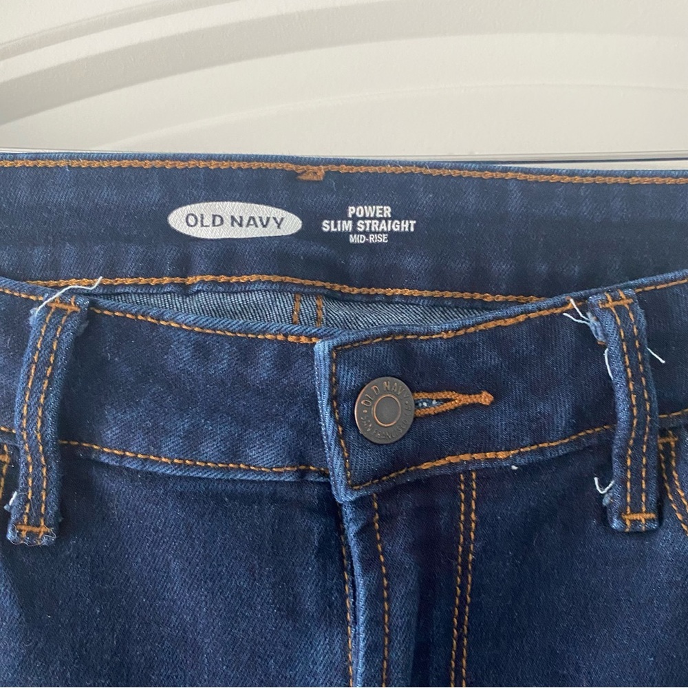 Mid-Rise Old Navy Slim Strait Jeans, 6